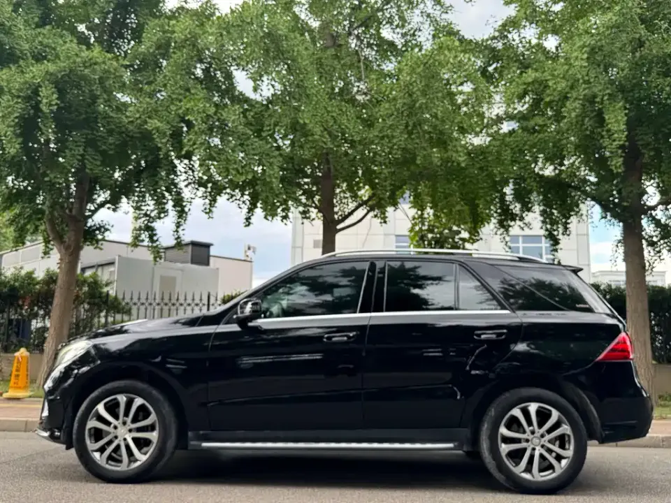 Mercedes-Benz GLE (Import)