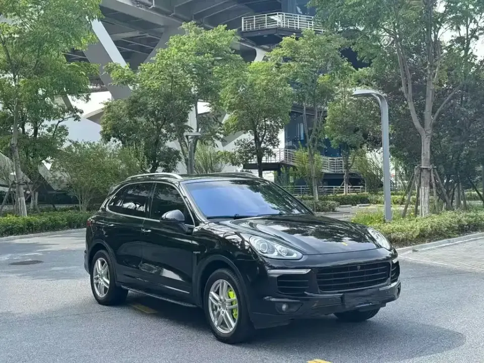 Porsche Cayenne Hybrid