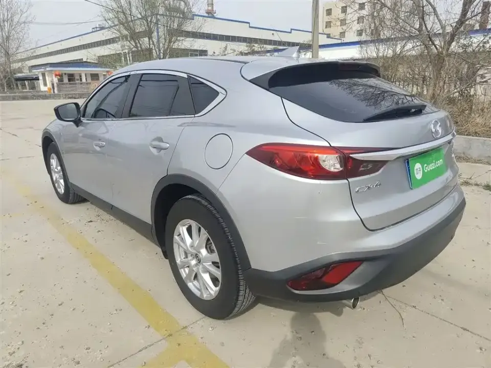 Mazda CX-4
