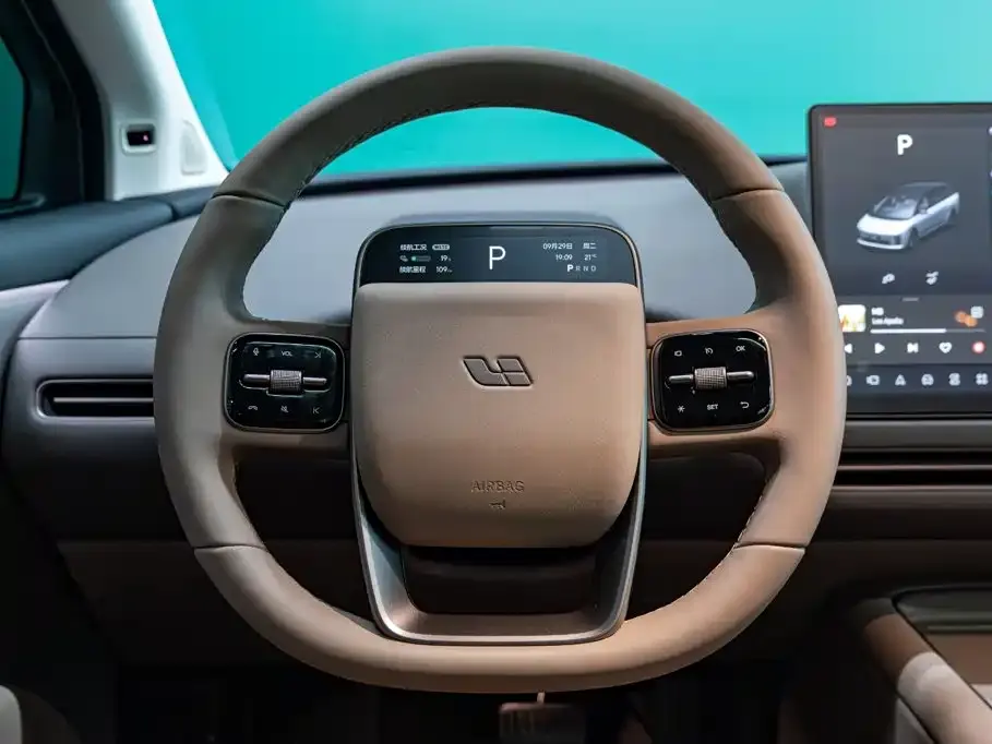 Li Li i8