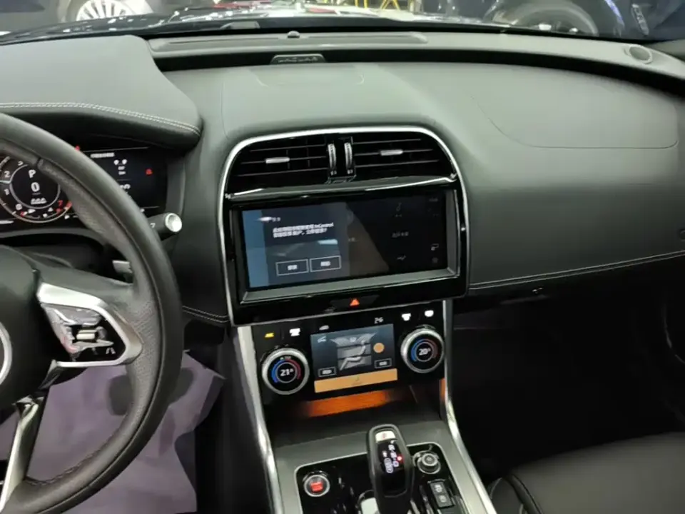 Jaguar XEL