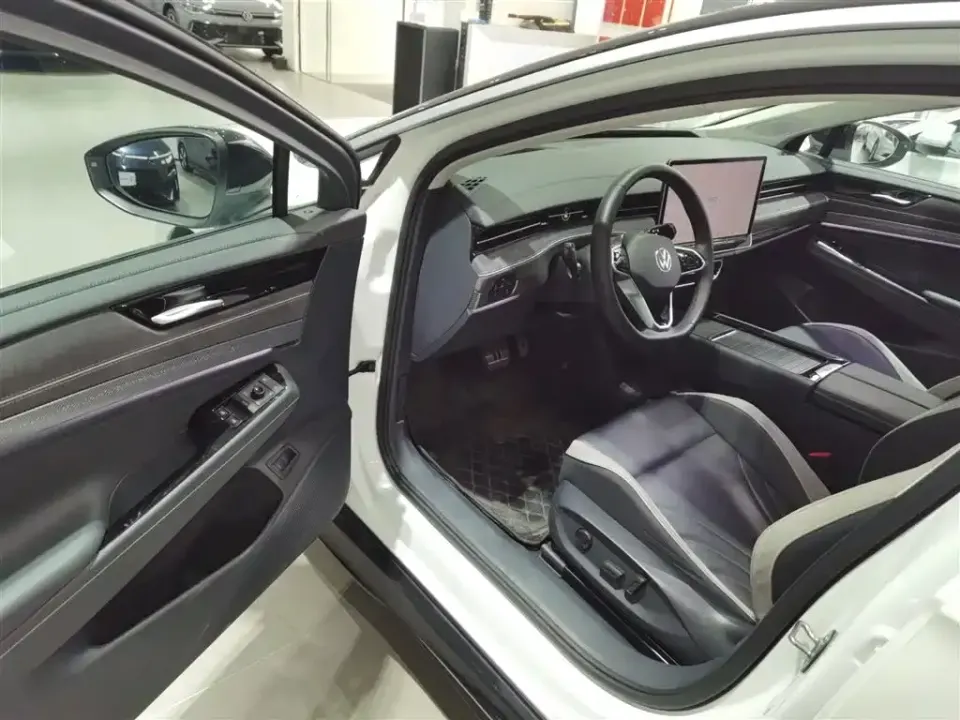 Volkswagen ID.7 VIZZION