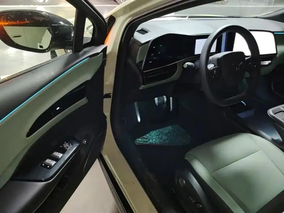 Hongqi Hongqi EH7