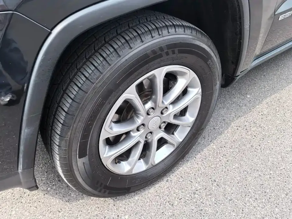 Jeep Grand Cherokee (Import)