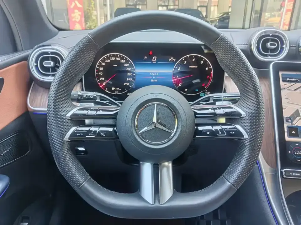 Mercedes-Benz GLC