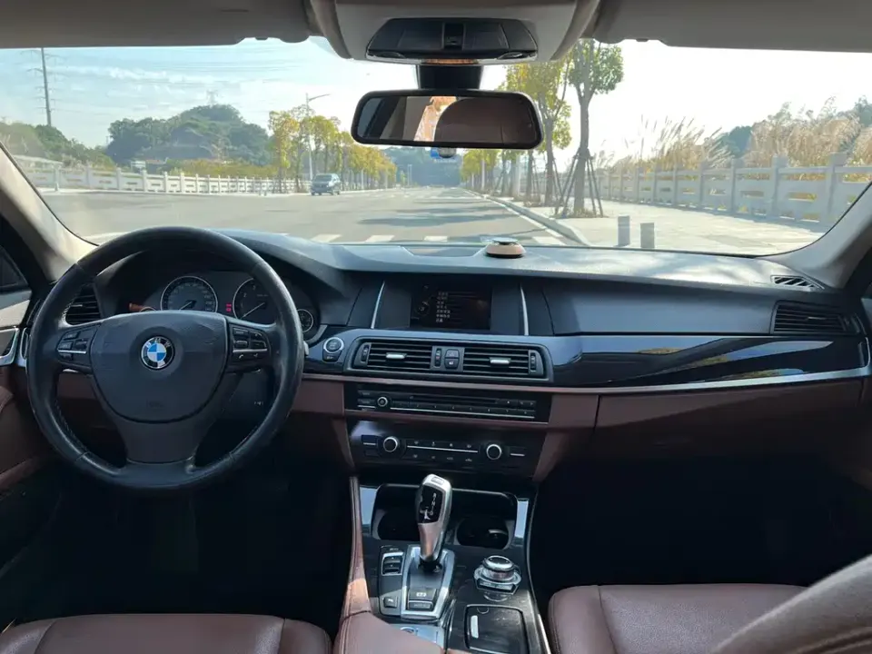 BMW 5 Series (Import)
