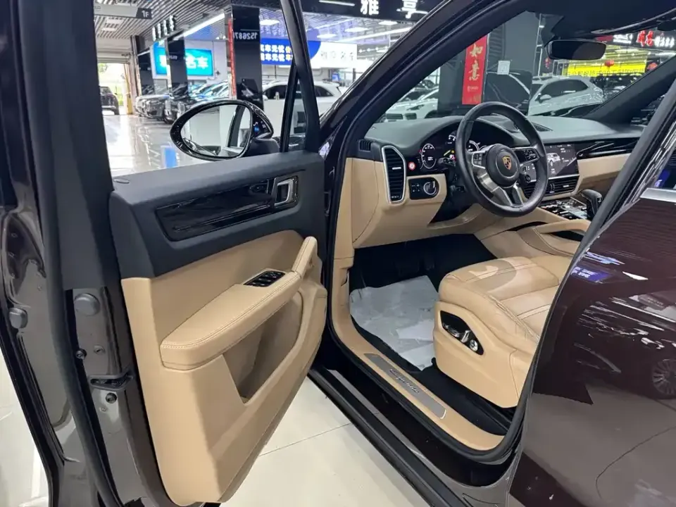 Porsche Cayenne Hybrid
