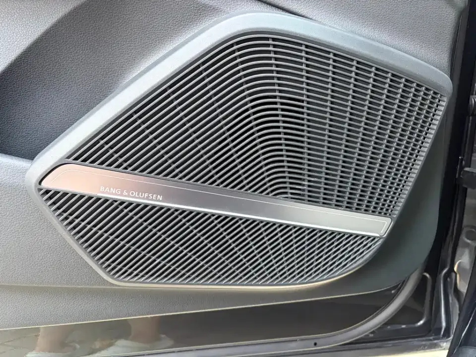 Audi Q5L Sportback