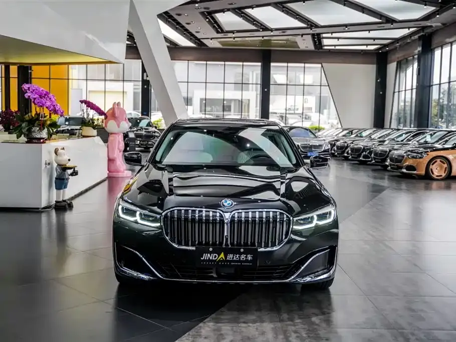 BMW 7-Series