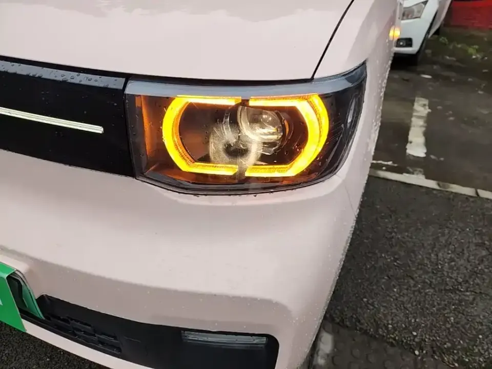 Wuling MINIEV