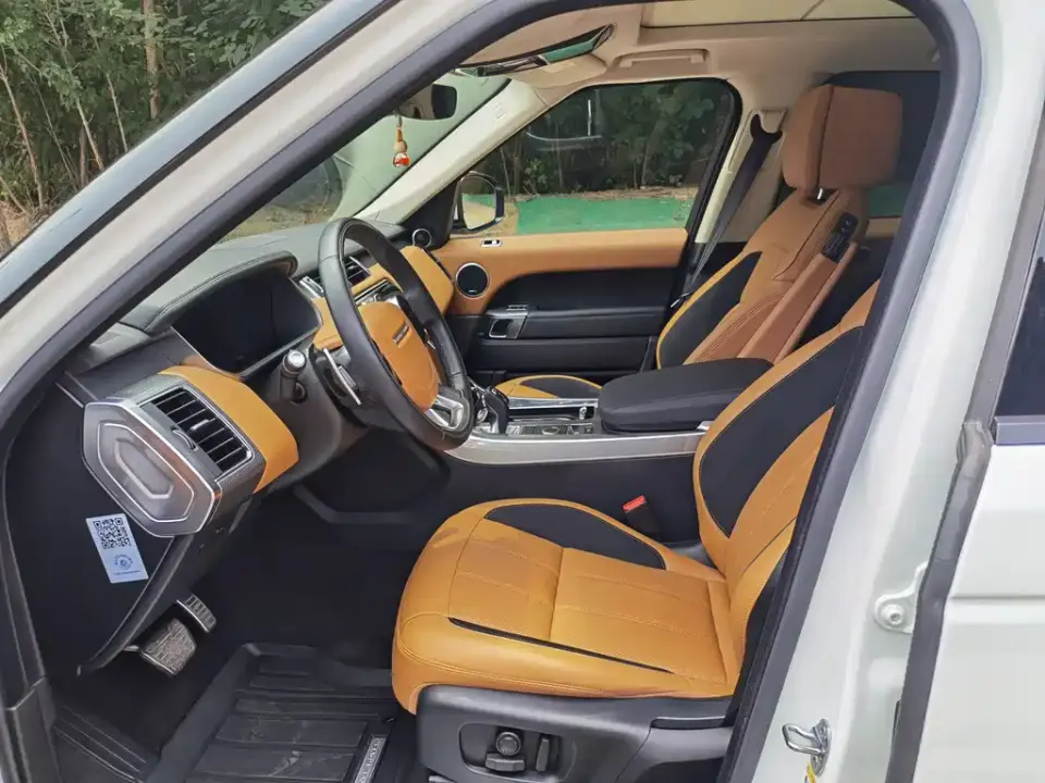 Land Rover Sport