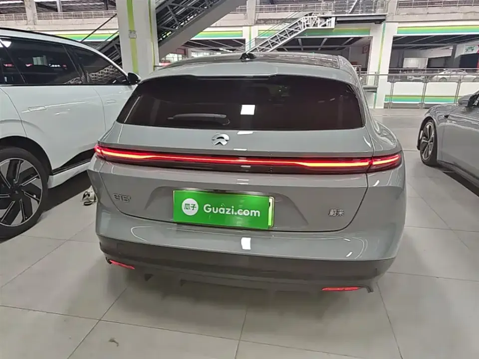 Nio ET5T