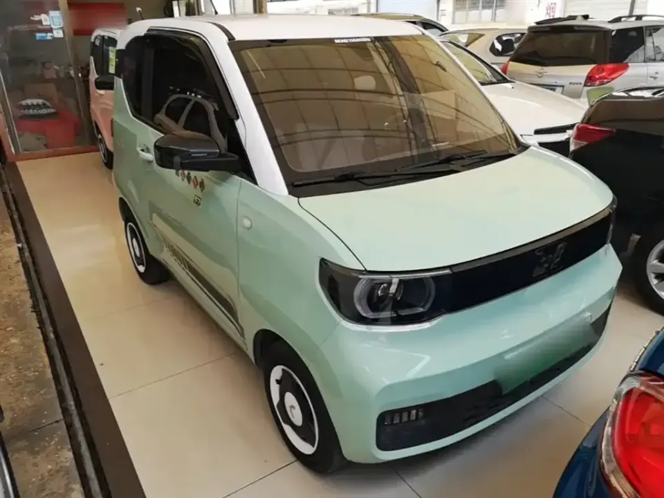 Wuling MINIEV