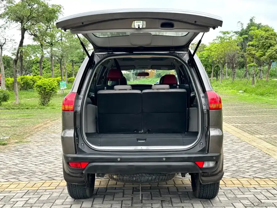 Mitsubishi Pajero Sport