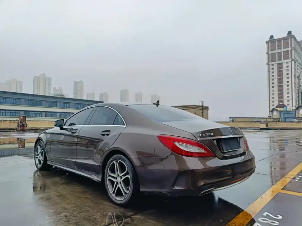 Mercedes-Benz CLS