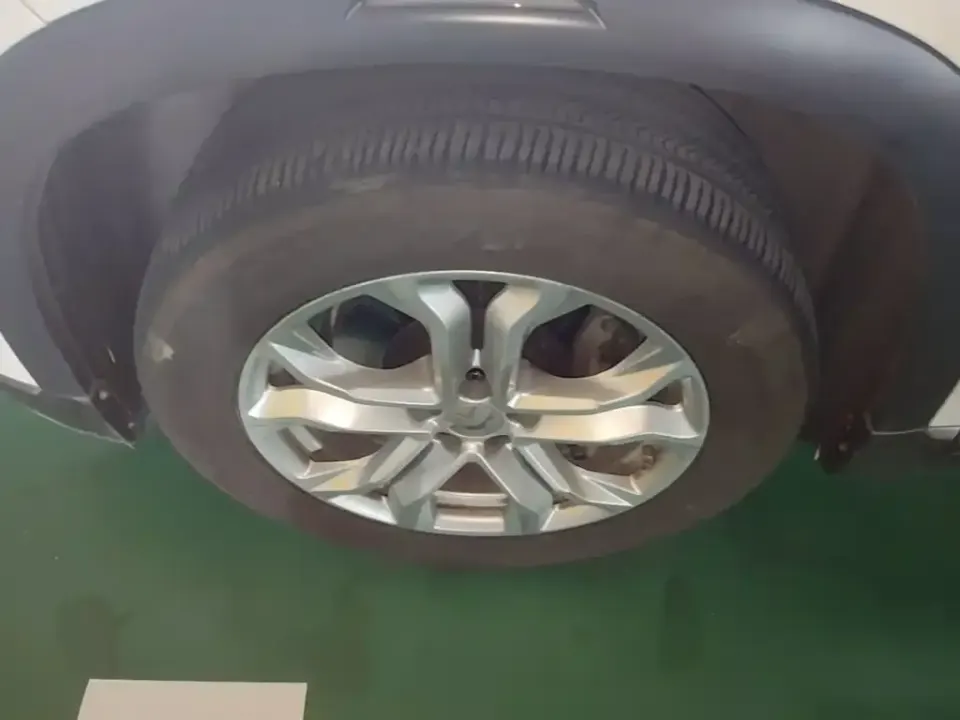 Nio ES8