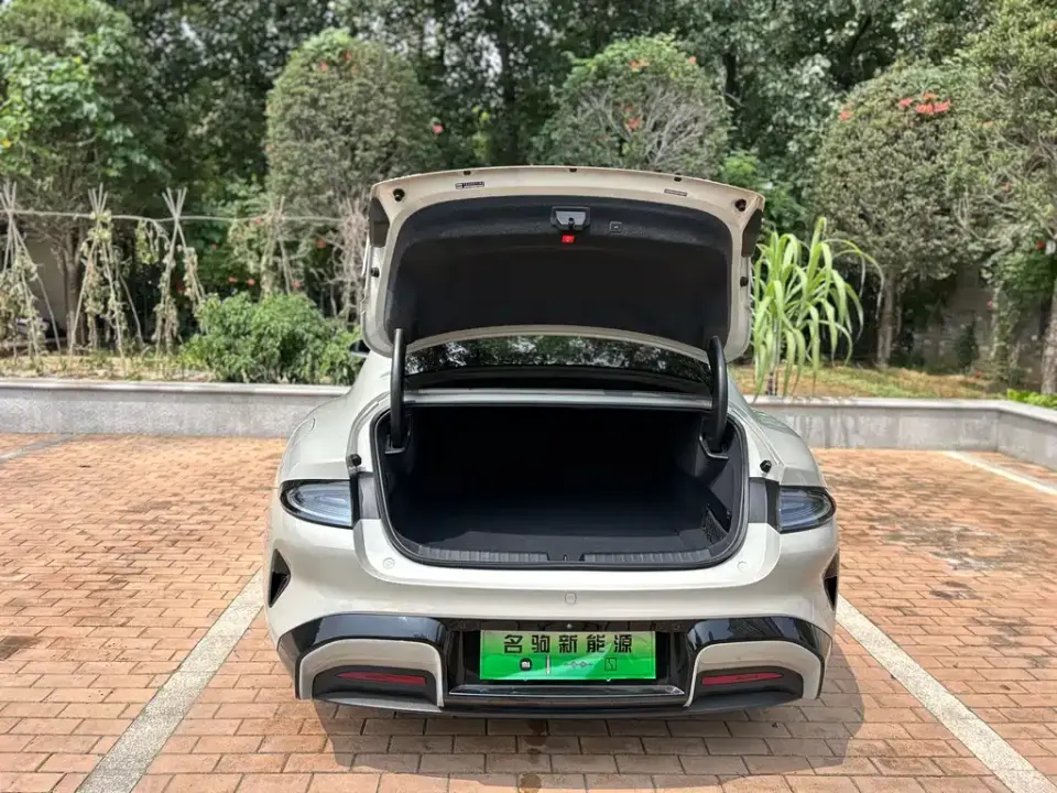 Xiaomi SU7