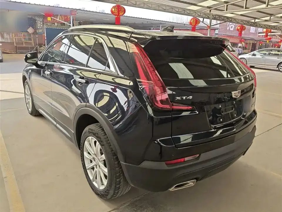 Cadillac XT4