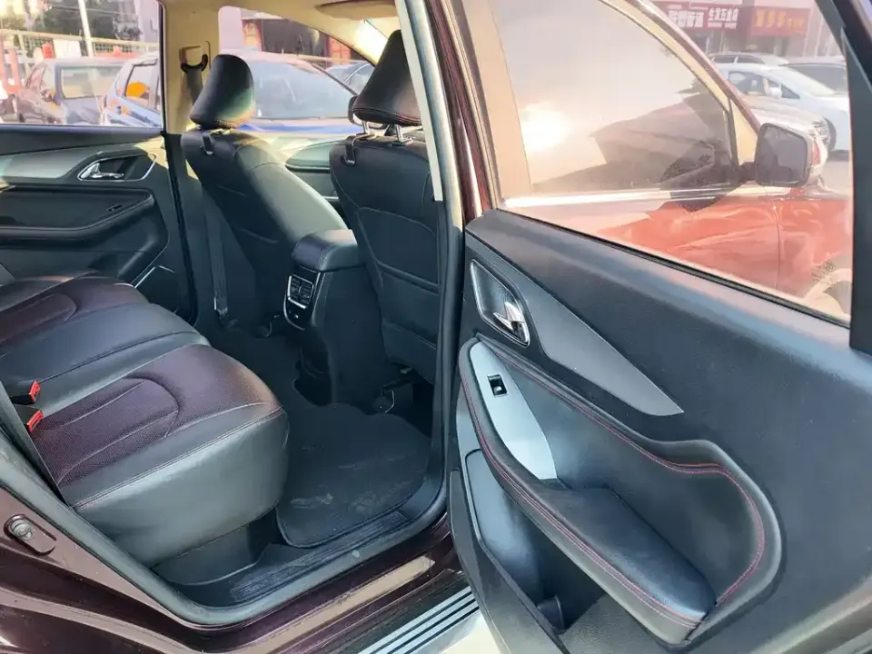Baojun 560