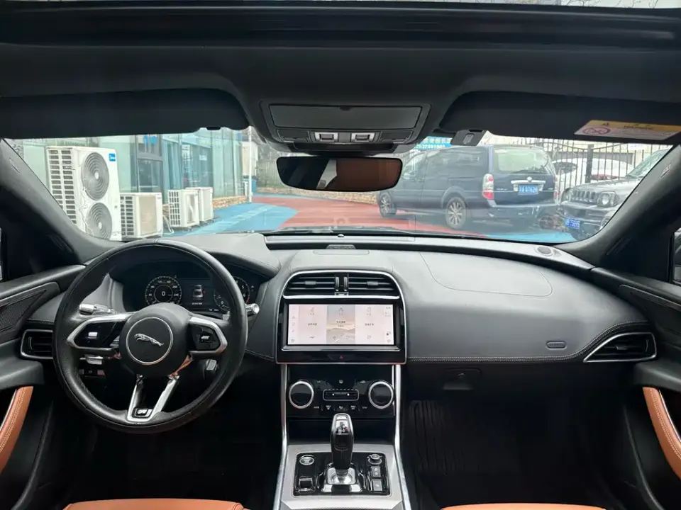 Jaguar XEL