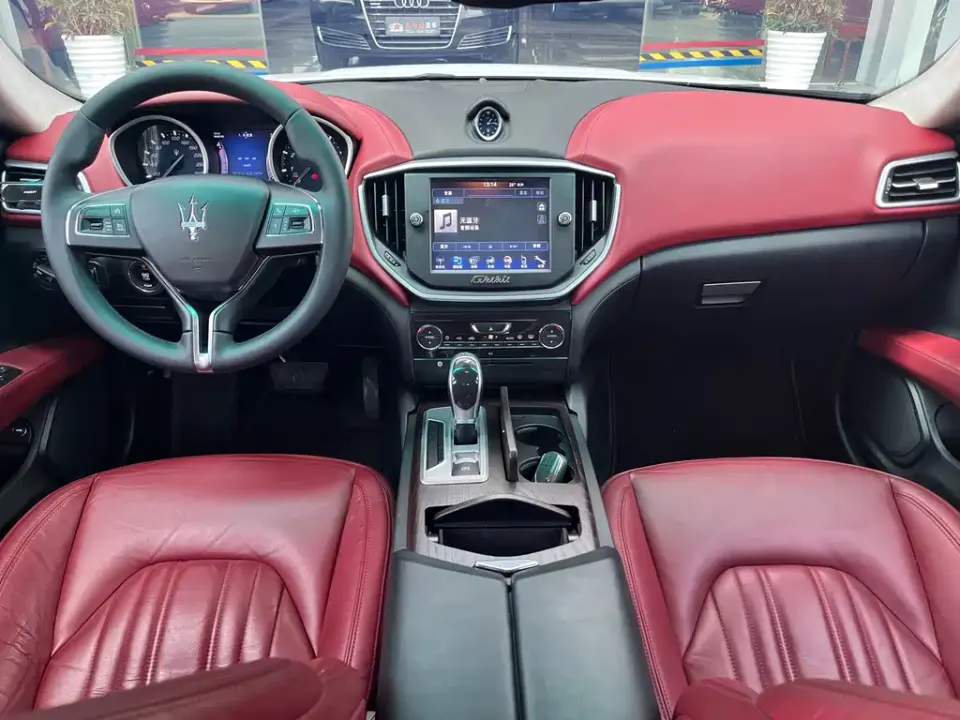 Maserati Ghibli