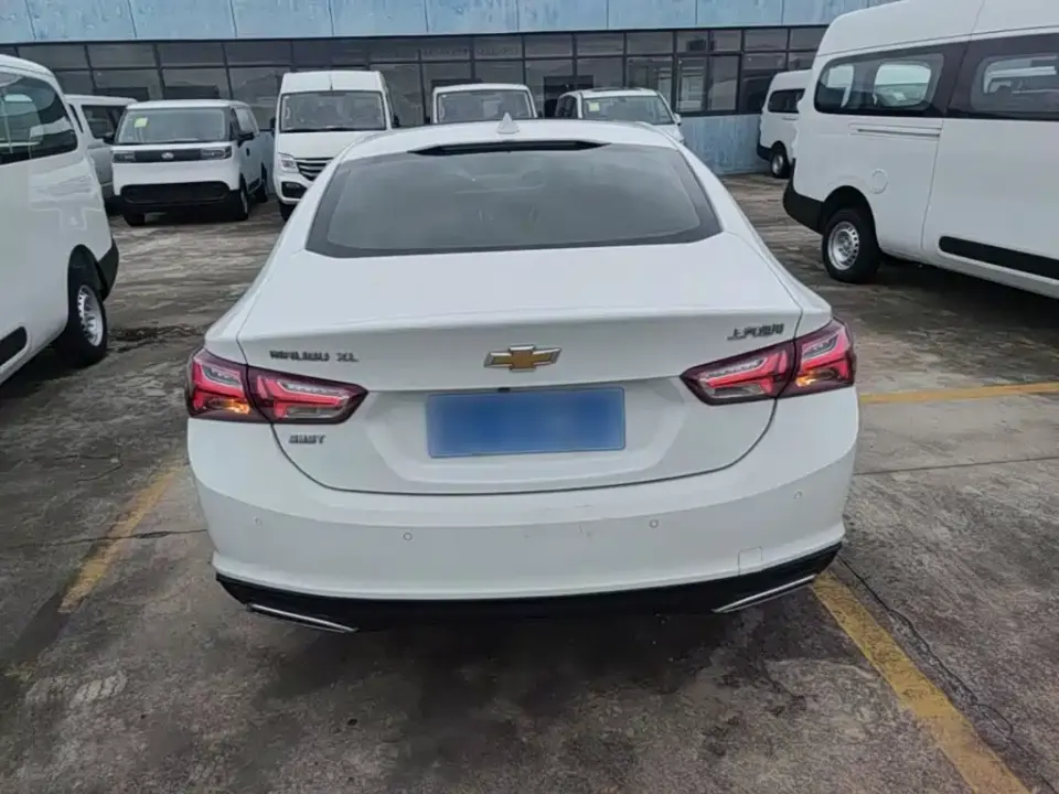 Chevrolet Malibu XL