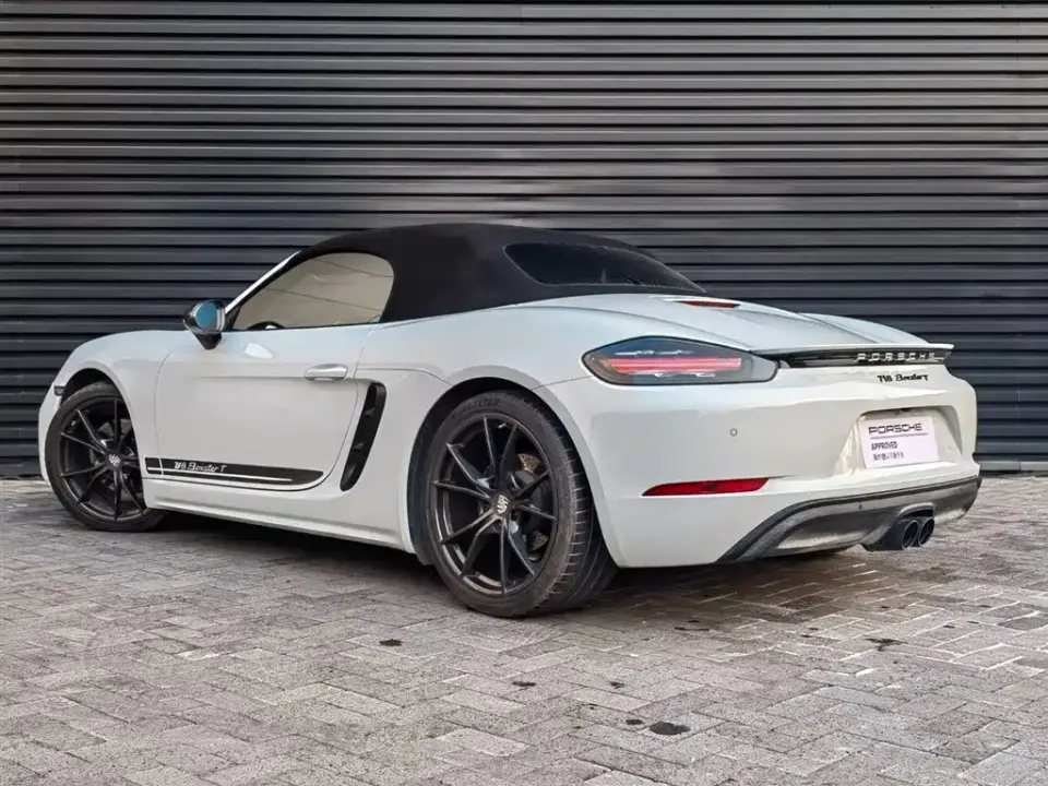 Porsche 718