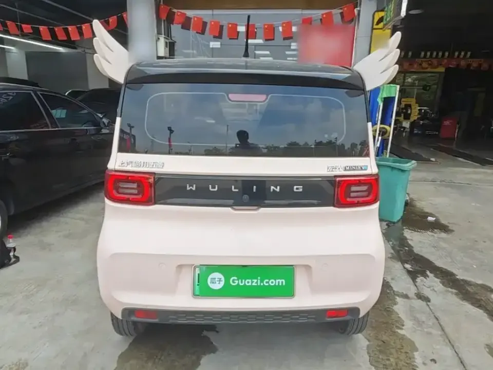 Wuling MINIEV
