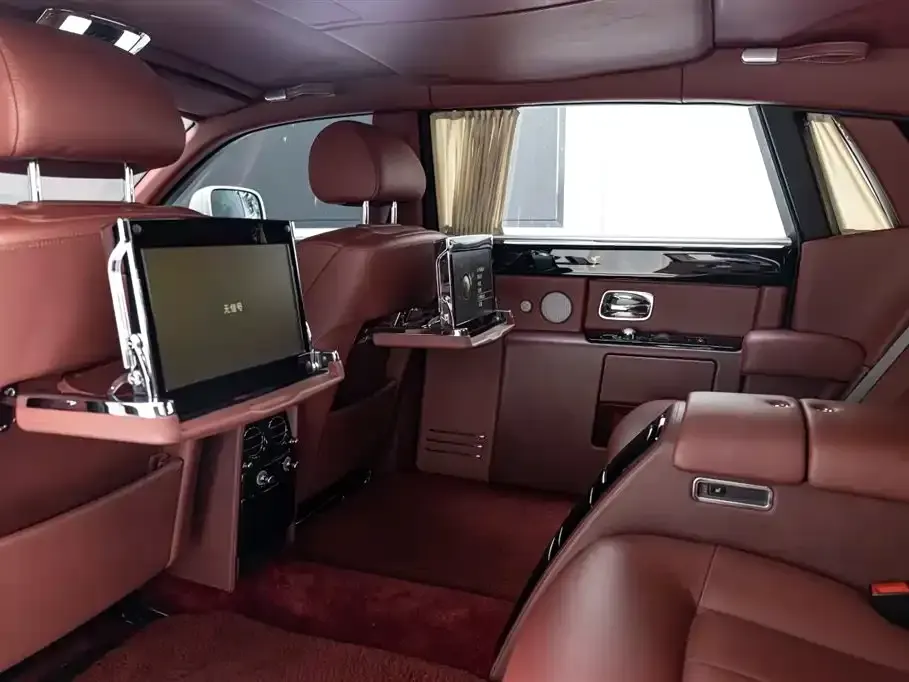 Rolls-Royce Phantom