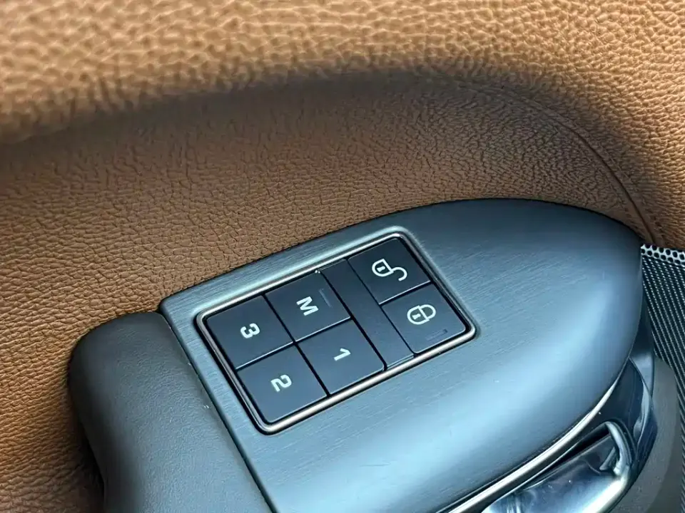 Land Rover Sport