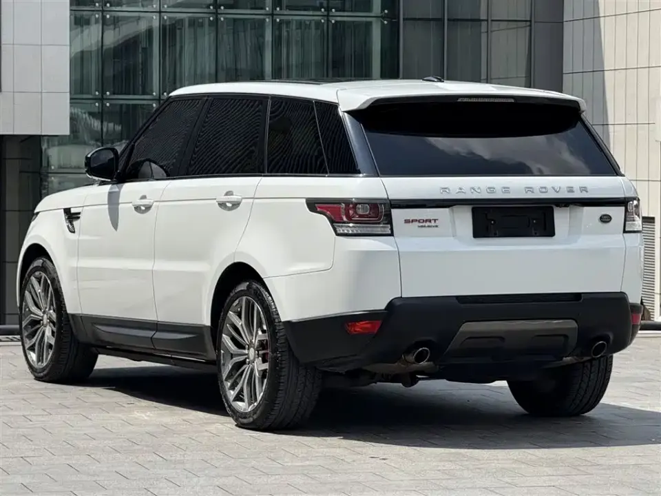 Land Rover Sport