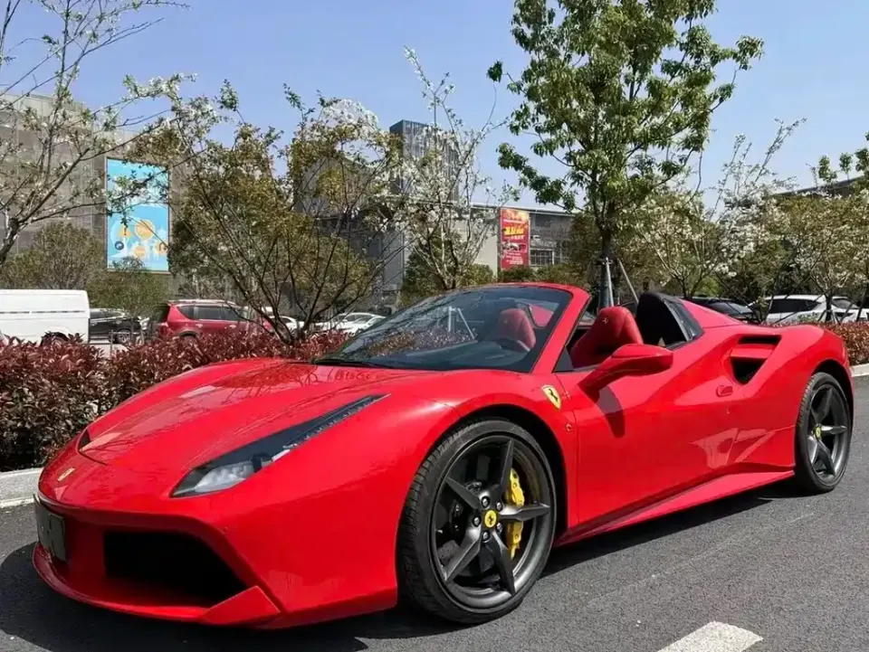 Ferrari 488