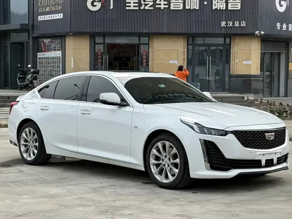 Cadillac CT5