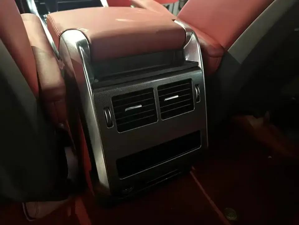 Land Rover Sport