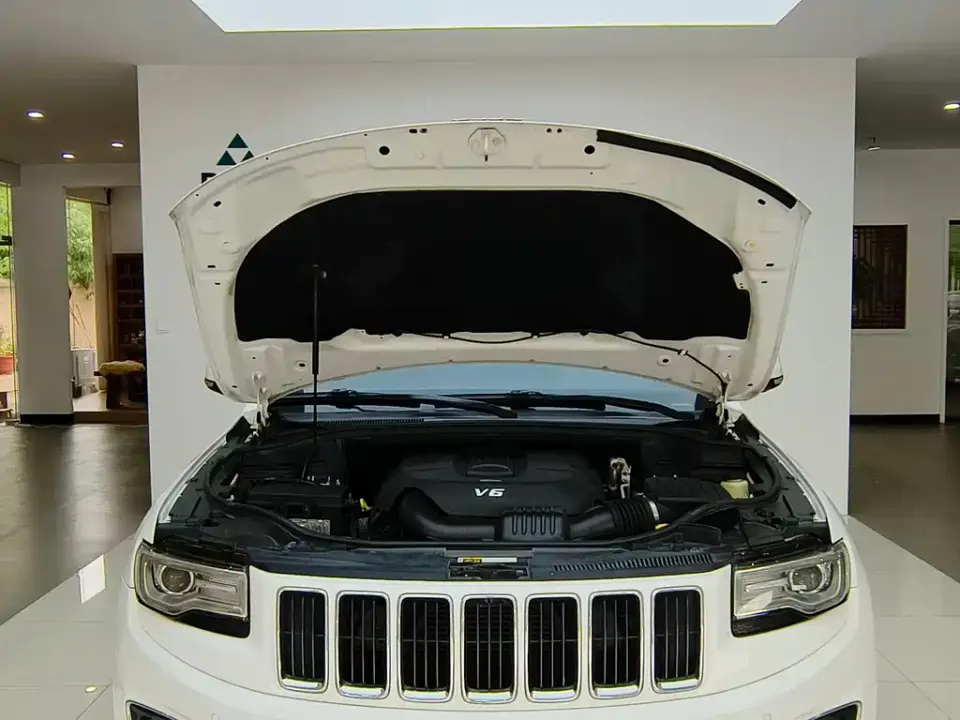 Jeep Grand Cherokee (Import)