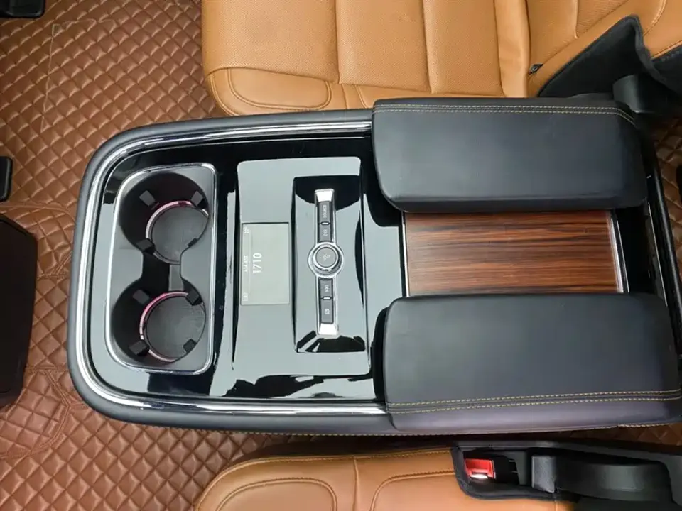 Lincoln Navigator