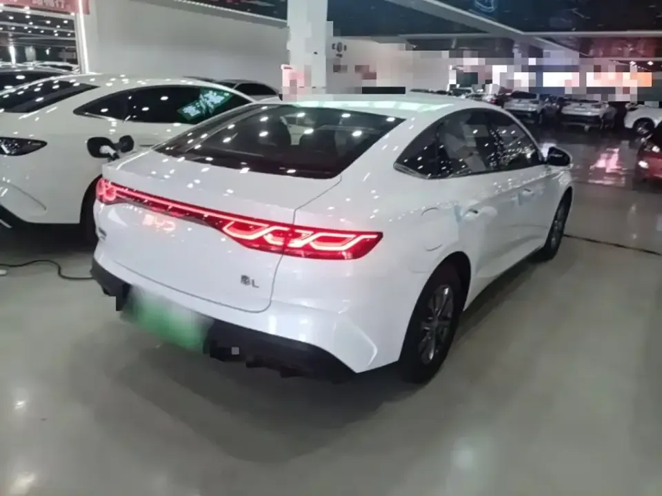 BYD Qin L