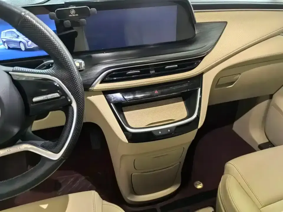 Buick GL8 Hybrid