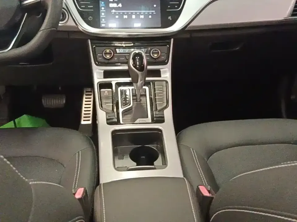Geely Emgrand GS
