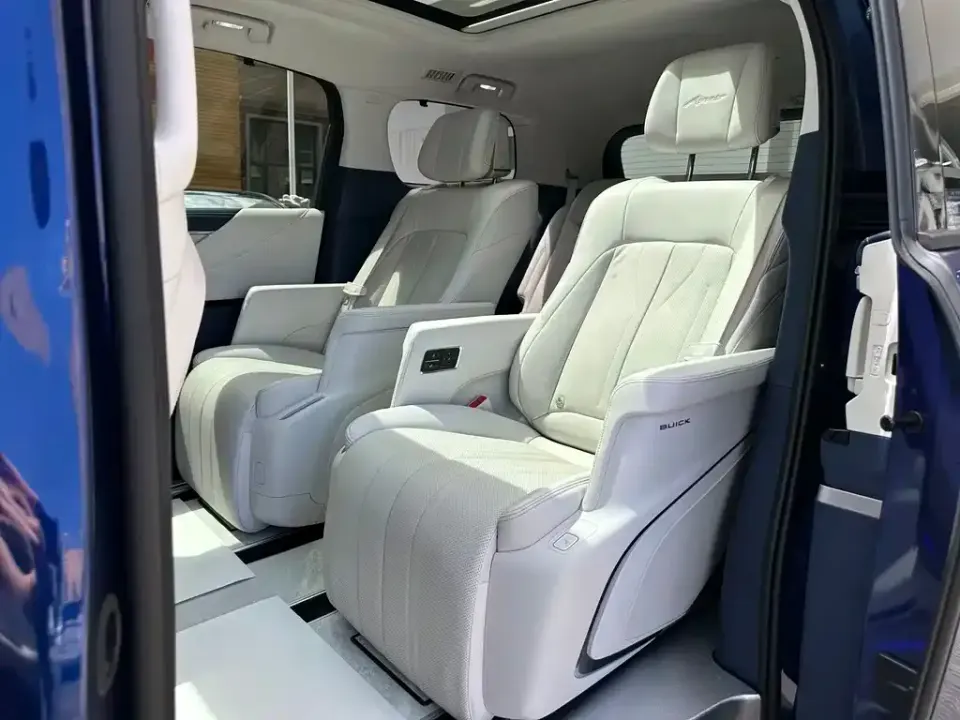 Buick GL8 Hybrid