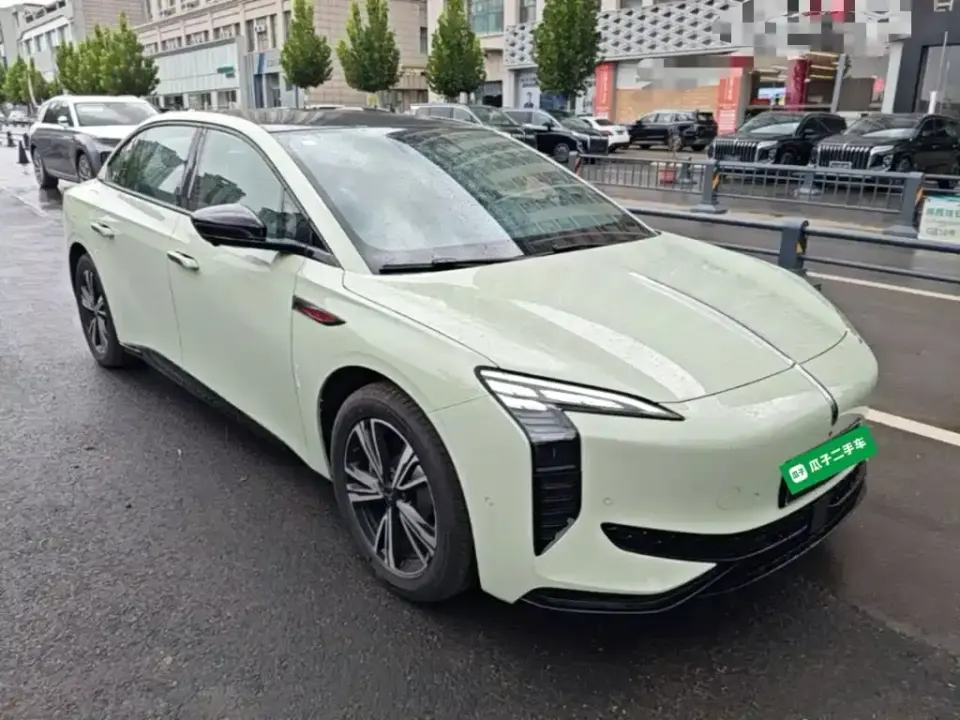 Hongqi Hongqi EH7