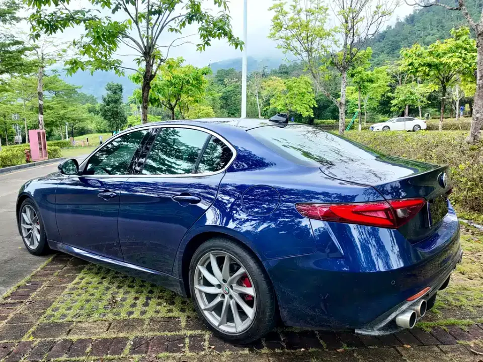 Alfa Romeo Giulia