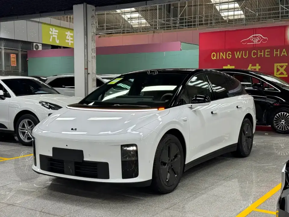 Li Li i6