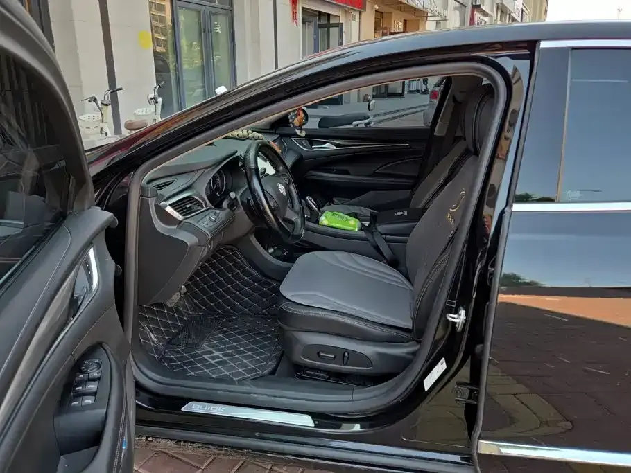 Buick LaCrosse
