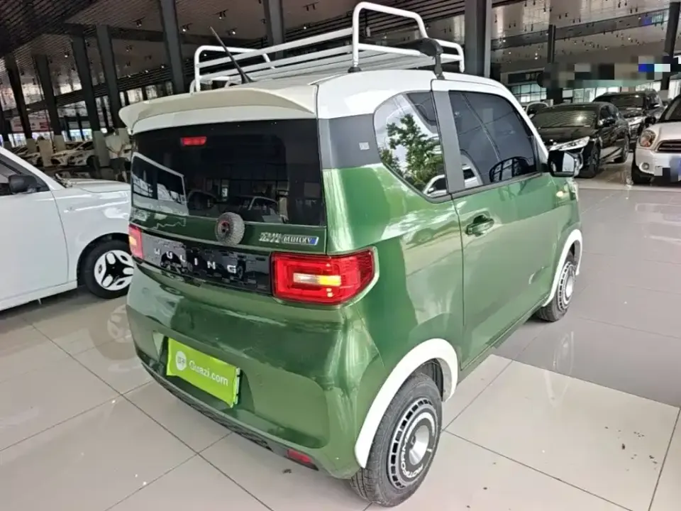 Wuling MINIEV