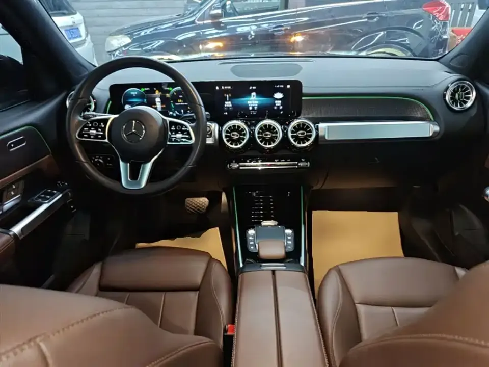 Mercedes-Benz GLB