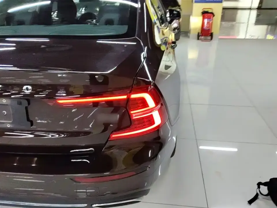 Volvo S60