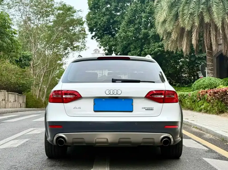 Audi A4 (Import)