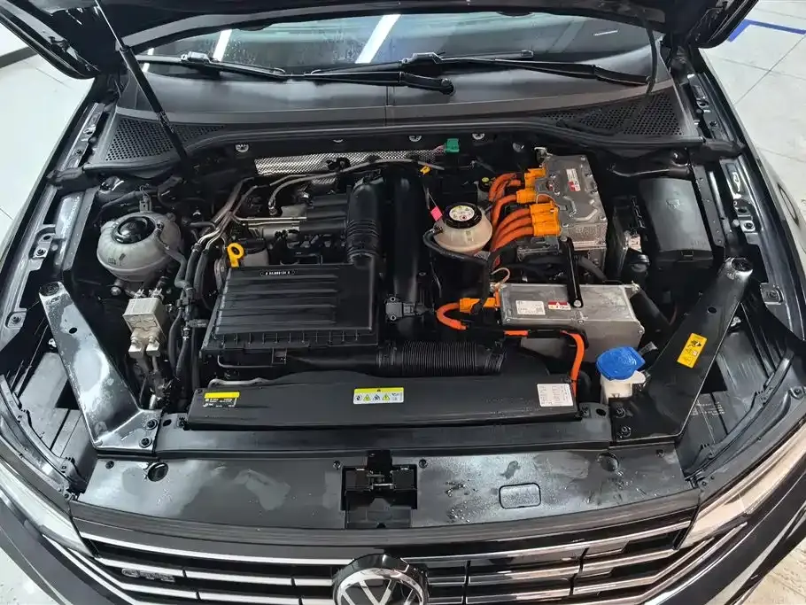 Volkswagen Magotan PHEV