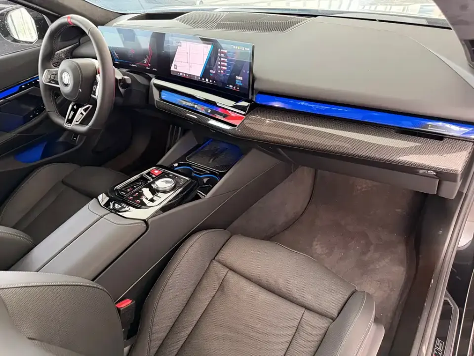 BMW M5 New Energy